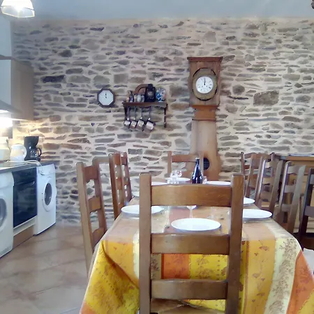 בית נופש La Charreterie -ferme La Baconnerie *