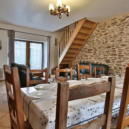 Casa de Férias La Charreterie -ferme La Baconnerie Sainte-Marguerite-d'Elle