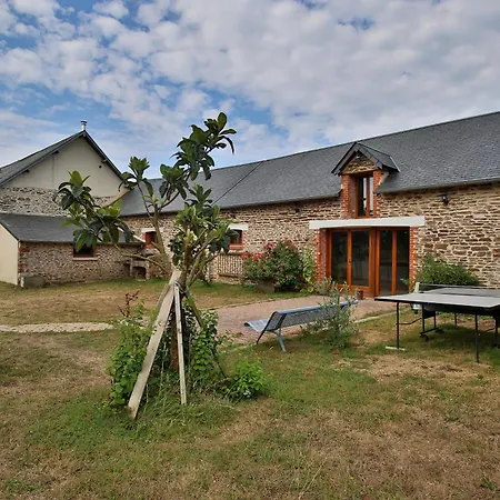 La Charreterie -ferme La Baconnerie Casa de Férias